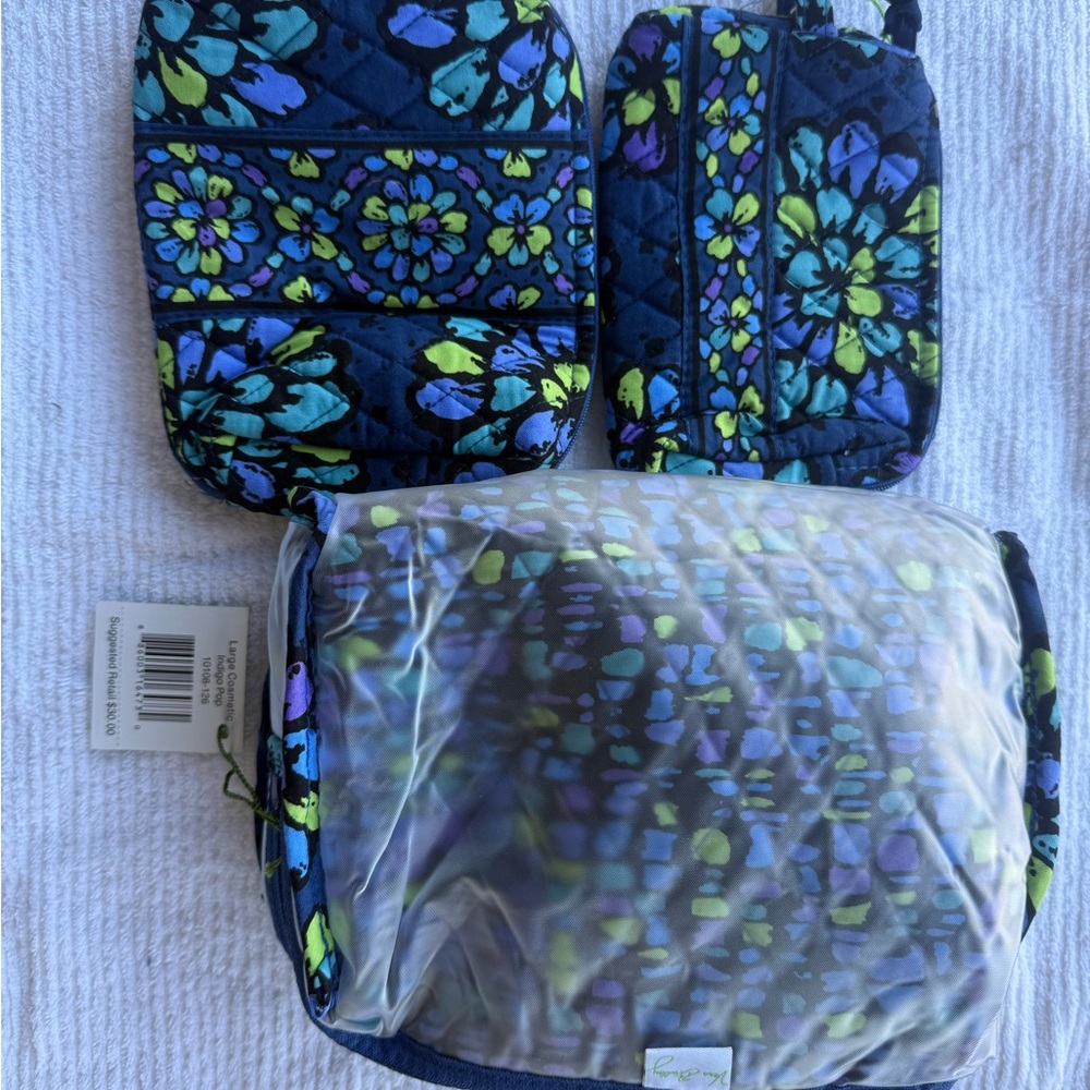 Vera Bradley large, medium and small cosmetic bags - Picture 2 of 3